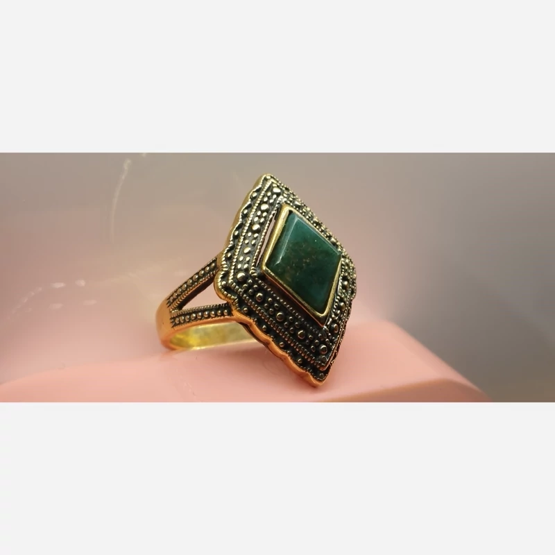 انگشتر استیل رنگ ثابت زنانه عقیق سبز خزه ای صددرصد طبیعی و معدنی با ضمانت مکتوب اصالت برند دُرسیم