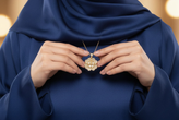 آویز نقره زنانه طرح گل با آبکاری طلا | دُرسیم